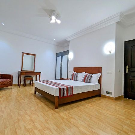 Les Ombrelles Appart'Hotel Cotonou Esterno foto
