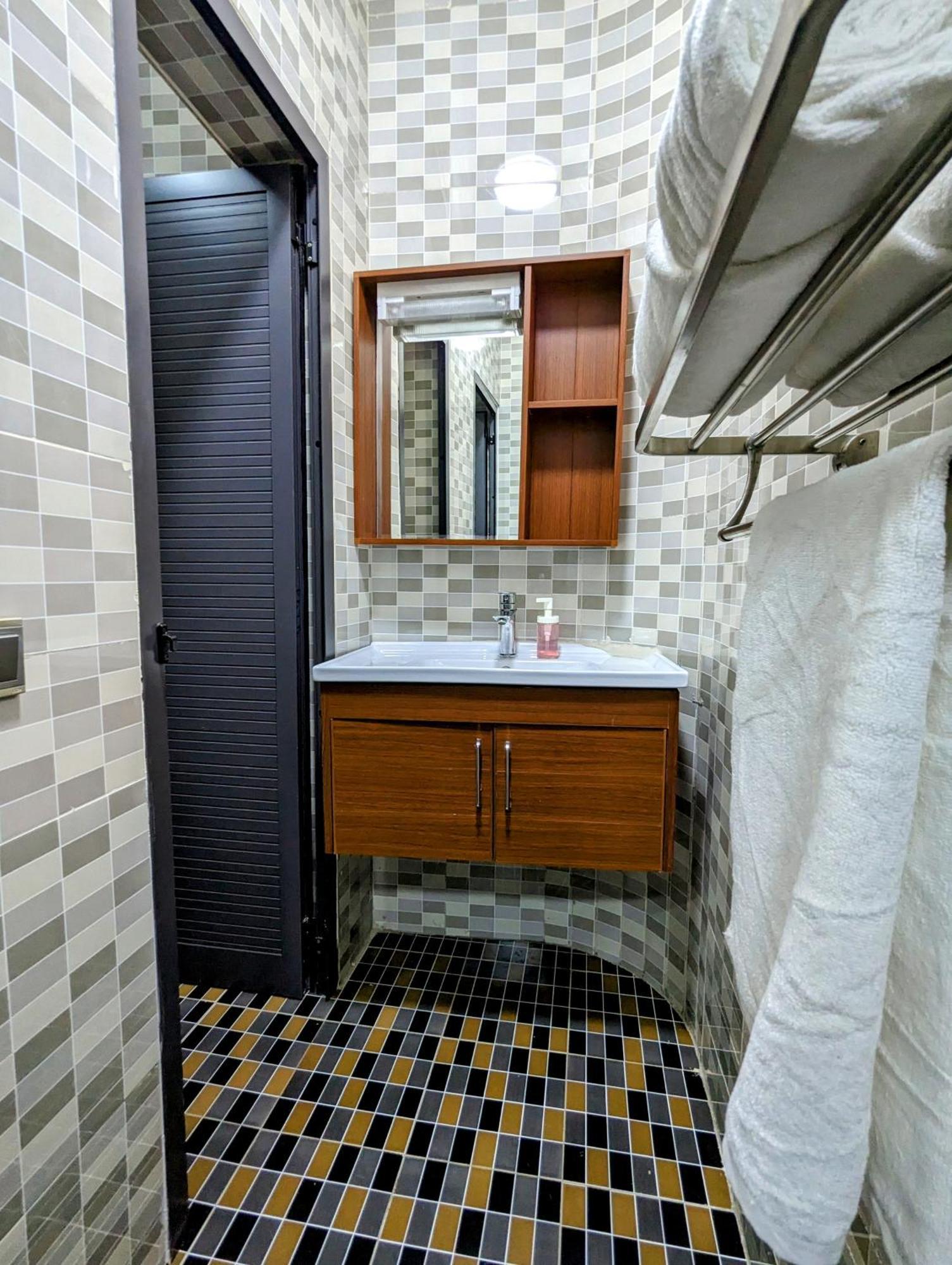 Les Ombrelles Appart'Hotel Cotonou Esterno foto