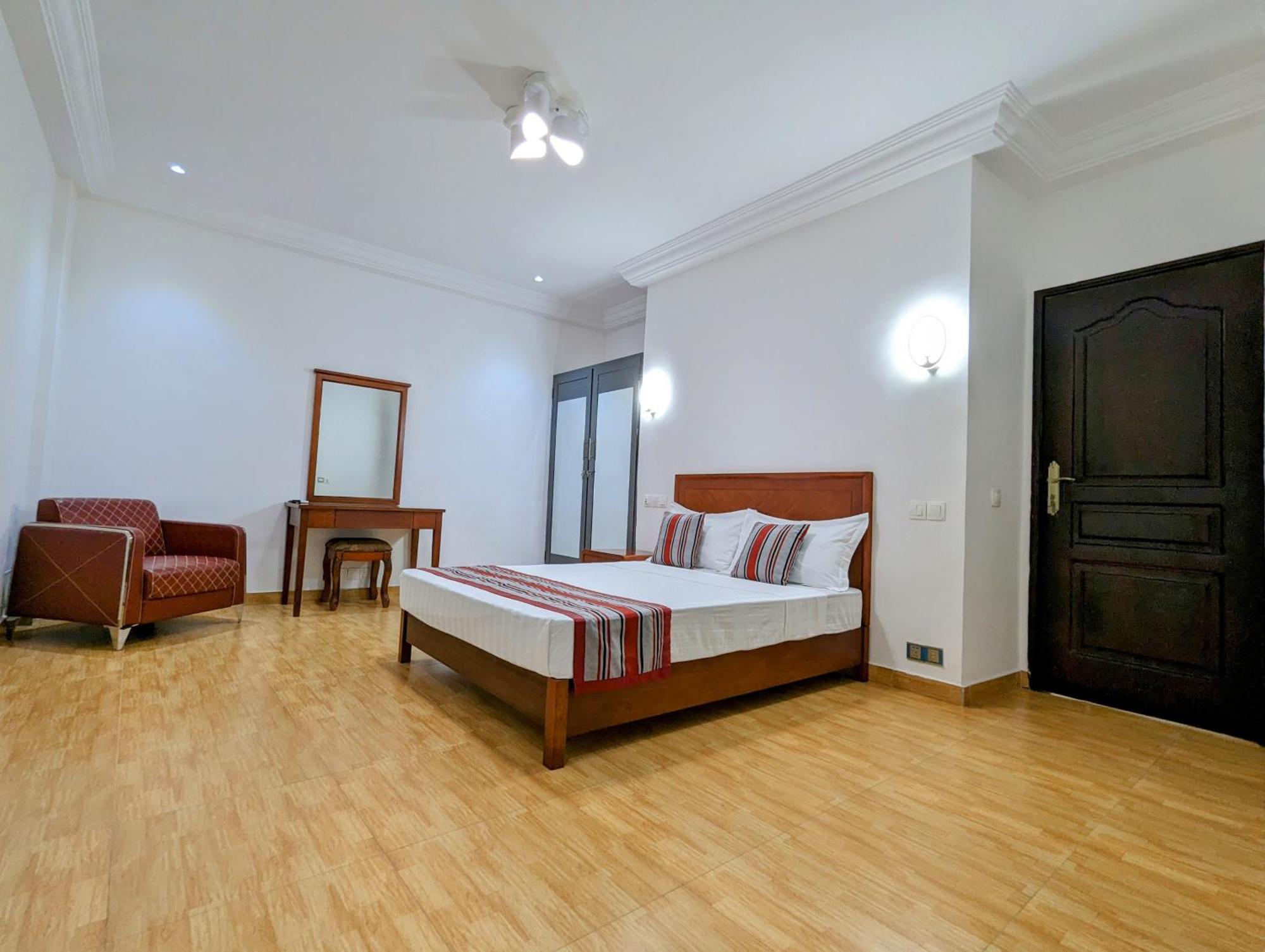 Les Ombrelles Appart'Hotel Cotonou Esterno foto
