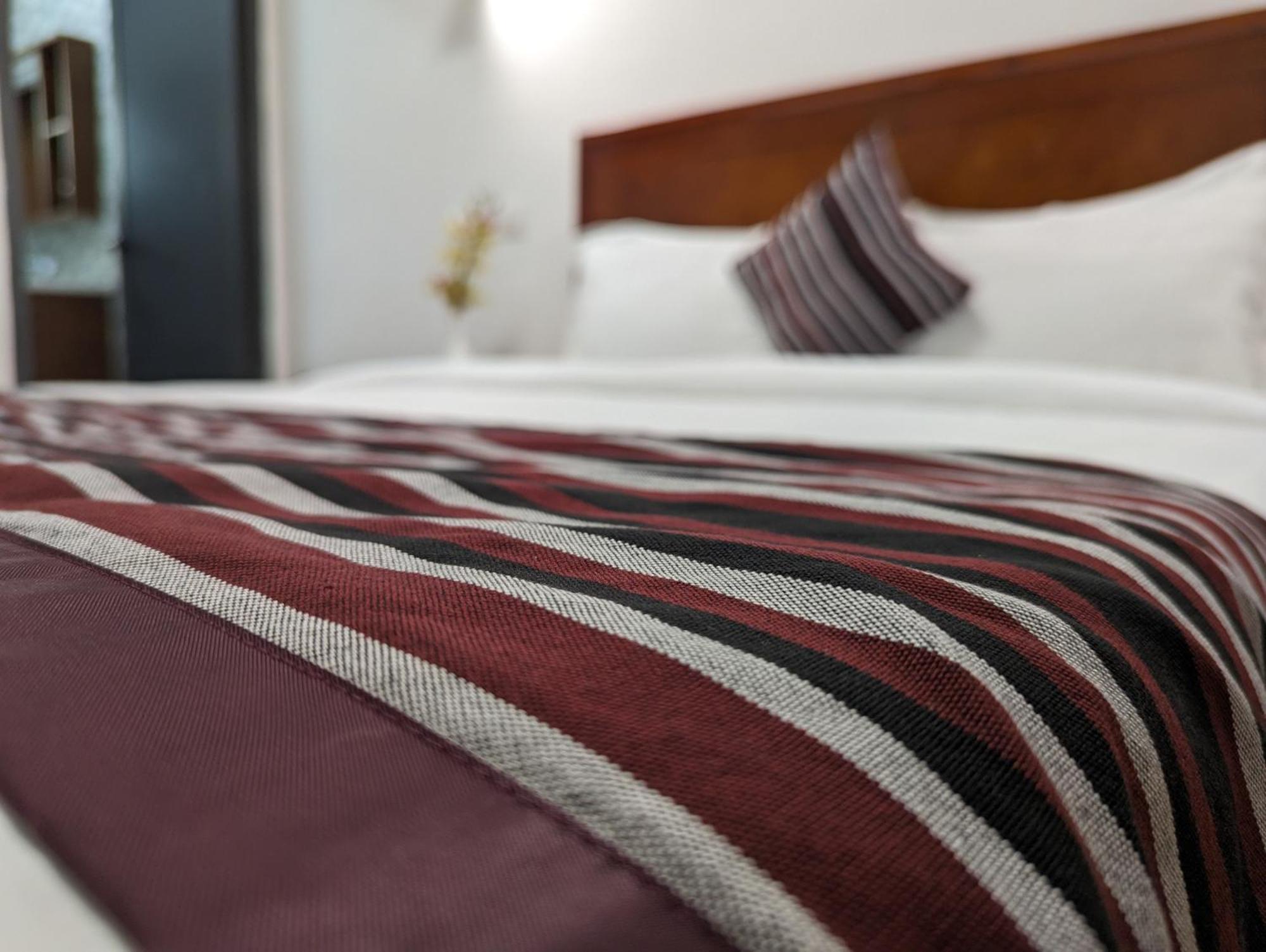 Les Ombrelles Appart'Hotel Cotonou Esterno foto